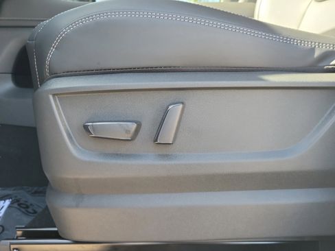 New 2026 Nissan Armada SV image 20