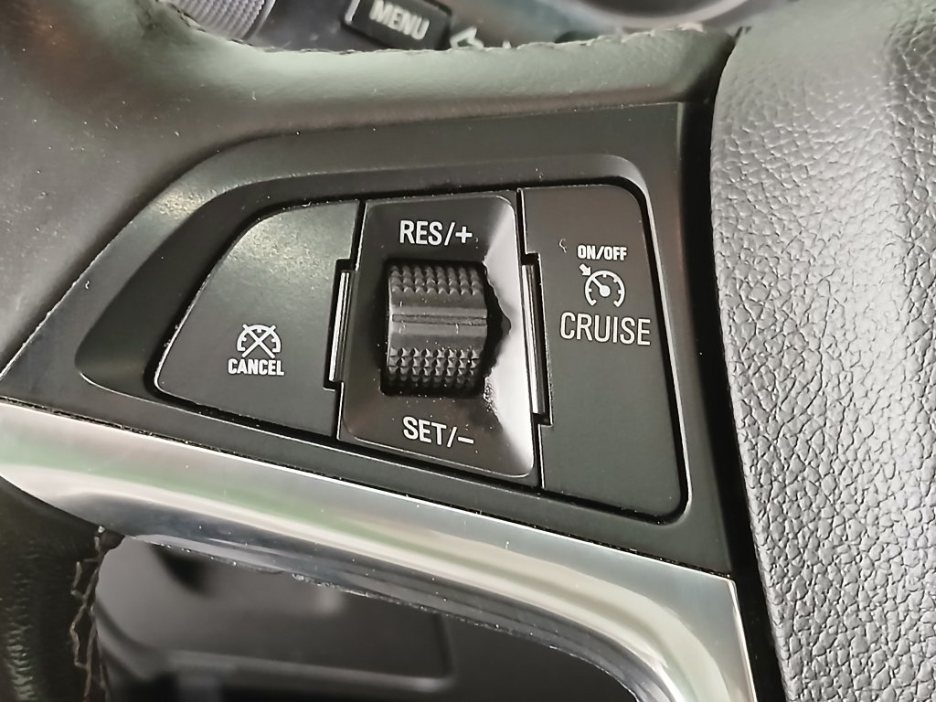 Used 2016 Buick Encore Convenience FWD image 27