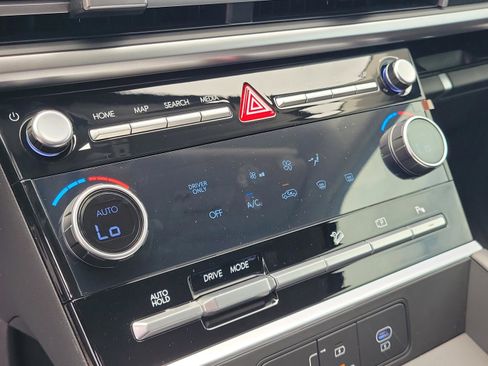 New 2026 Hyundai Santa Fe SE image 22