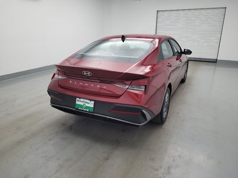Used 2024 Hyundai Elantra SEL FWD image 7