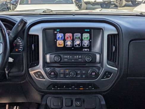 Used 2018 GMC Sierra 1500 SLT image 16