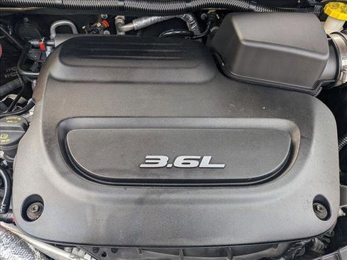 Used 2018 Chrysler Pacifica Touring Plus image 21