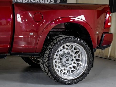 Used 2022 RAM 3500 Limited image 13