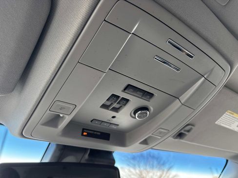 Used 2019 GMC Yukon Denali w/ Open Road Package image 25