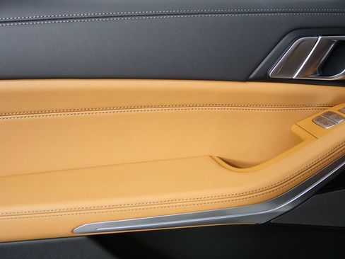 Used 2026 BMW X7 xDrive40i w/ Premium Package image 13