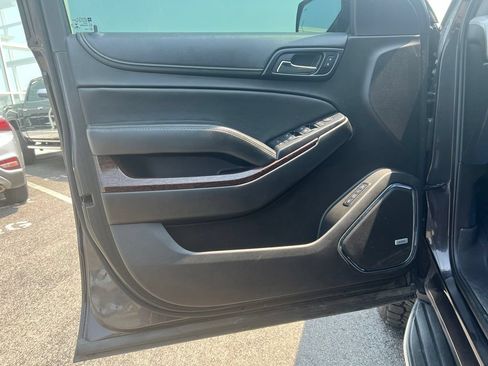 Used 2018 GMC Yukon SLT AWD/4WD image 9