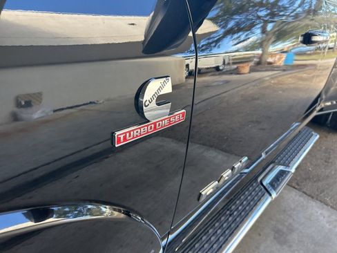 Used 2022 RAM 3500 Laramie w/ Max Tow Package image 15