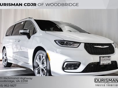 New 2026 Chrysler Pacifica Pinnacle