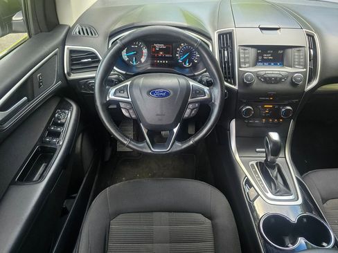 Used 2017 Ford Edge SEL AWD/4WD image 13