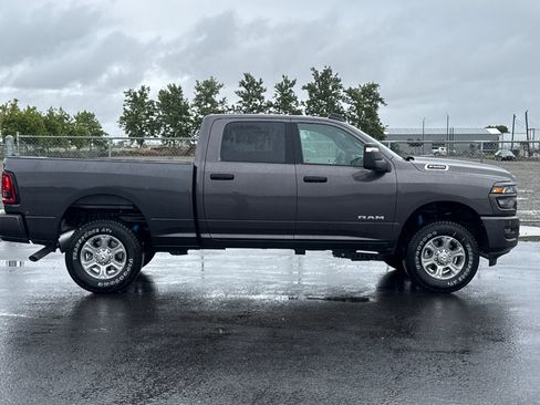 New 2026 RAM 2500 Big Horn AWD/4WD image 2