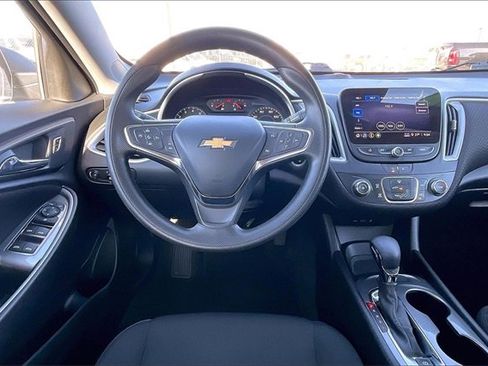 Used 2024 Chevrolet Malibu LS image 5