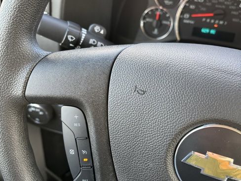 New 2025 Chevrolet Express 3500 w/ Power Convenience Package image 20