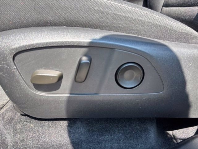 Used 2025 Chevrolet Traverse LT AWD/4WD image 15