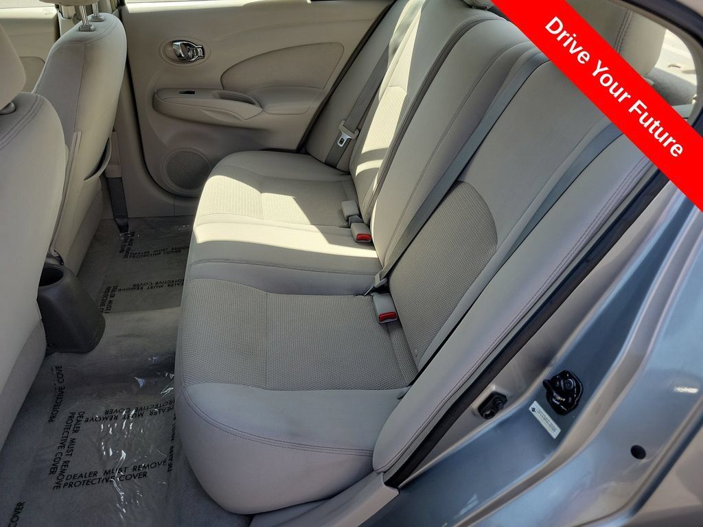 Used 2014 Nissan Versa SV FWD image 25