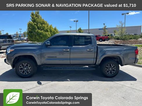 Used 2022 Toyota Tacoma SR5 AWD/4WD image 5