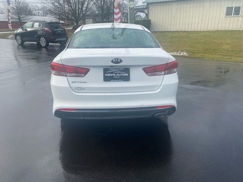 Used 2016 Kia Optima LX image 6