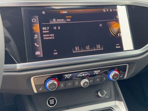 New 2025 Audi Q3 2.0T Premium image 23