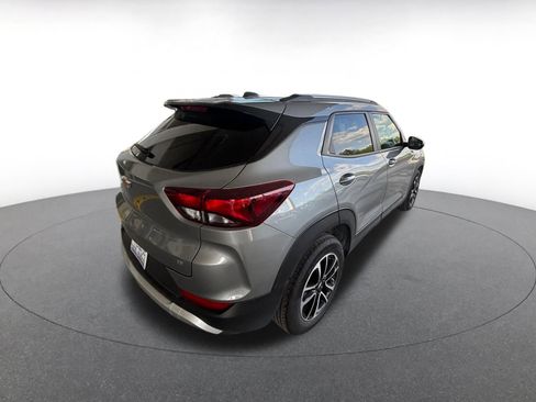 Used 2025 Chevrolet TrailBlazer LT image 5