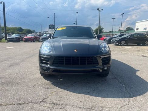 Used 2018 Porsche Macan image 2
