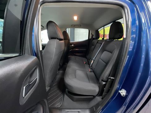 Used 2019 Chevrolet Colorado LT w/ LT Convenience Package image 20