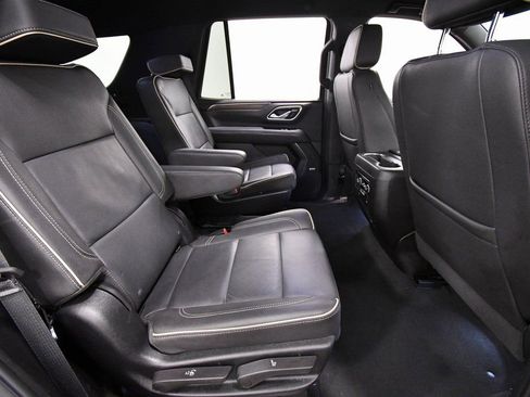 Used 2024 Chevrolet Tahoe Premier image 16