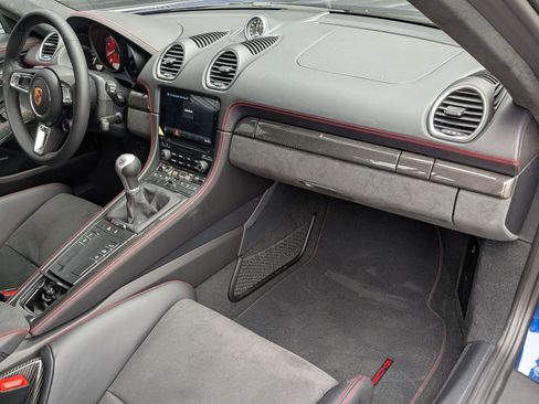 Certified 2024 Porsche 718 Cayman GTS image 25