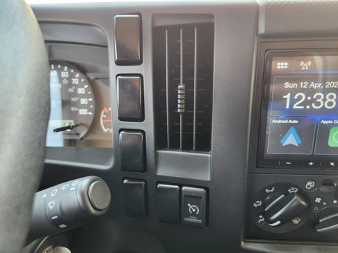 New 2024 Chevrolet Low Cab Forward image 21