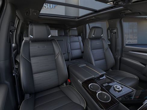New 2026 Cadillac Escalade Luxury image 16
