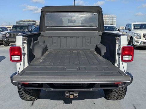 Used 2020 Jeep Gladiator Sport w/ Quick Order Package 24S AWD/4WD image 12