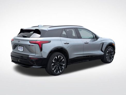 Used 2025 Chevrolet Blazer EV RS AWD/4WD image 3