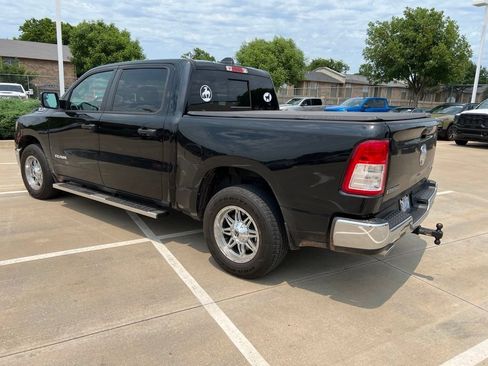 Used 2023 RAM 1500 Big Horn AWD/4WD image 3