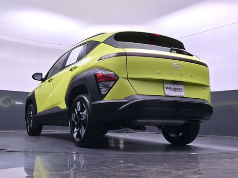 Used 2025 Hyundai Kona SEL AWD/4WD image 45