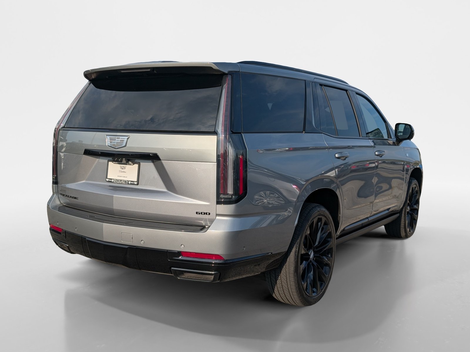 Used 2026 Cadillac Escalade Platinum Sport w/ LPO, ONYX Package AWD/4WD image 6