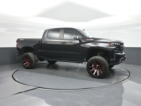 Used 2021 Chevrolet Silverado 1500 LT Trail Boss w/ Convenience Package II image 10