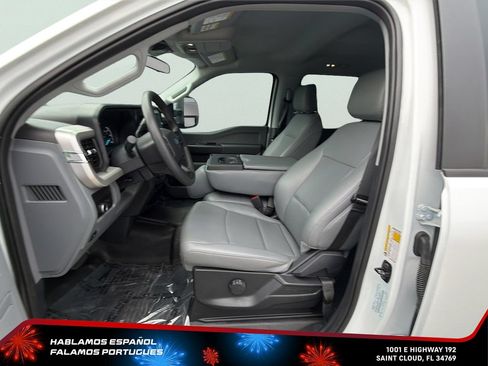 Used 2025 Ford F250 XL AWD/4WD image 12