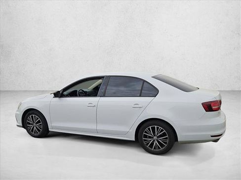 Used 2018 Volkswagen Jetta Wolfsburg Edition FWD image 6