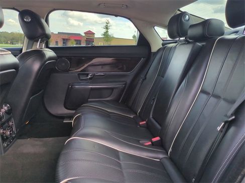 Used 2013 Jaguar XJ L Portfolio image 13