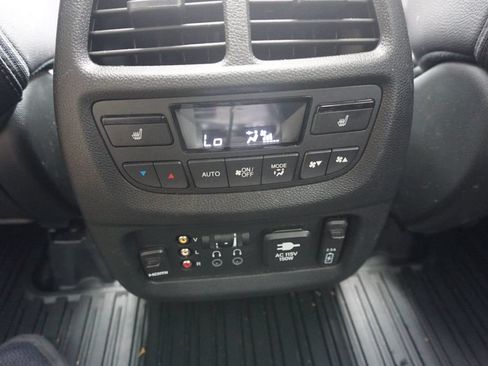 Used 2017 Honda Pilot Elite image 16