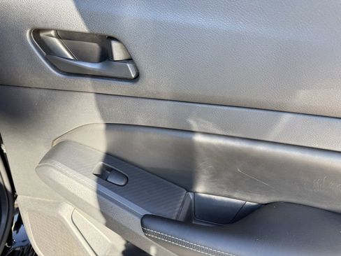 Used 2024 Nissan Altima 2.5 SV image 38