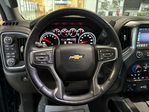 Used 2022 Chevrolet Silverado 1500 LTZ image 11