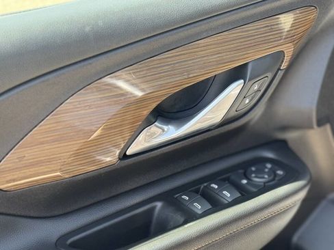 Used 2019 GMC Terrain SLE image 8