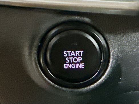 Used 2021 MAZDA MAZDA3 s image 21