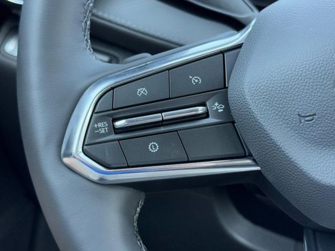 New 2026 Chevrolet Equinox LT image 11