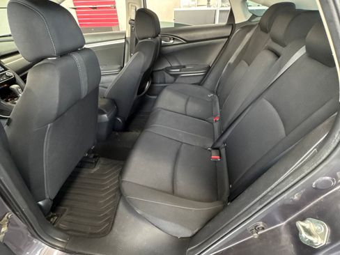 Used 2018 Honda Civic EX image 7