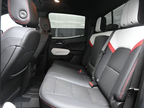 Used 2024 GMC Canyon AT4X image 28