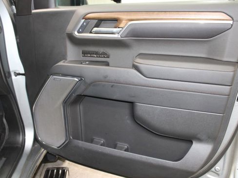 Used 2024 Chevrolet Silverado 1500 High Country w/ High Country Premium Package image 31