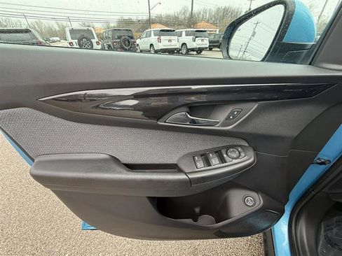 Certified 2025 Chevrolet TrailBlazer LT w/ Convenience Package image 12