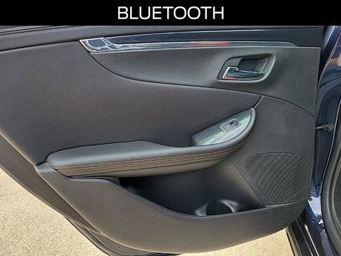 Used 2018 Chevrolet Impala Premier FWD image 13