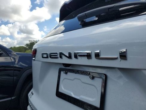 New 2026 GMC Terrain Denali AWD/4WD image 9