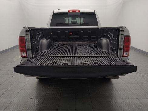 Used 2017 RAM 1500 Classic SLT RWD image 29